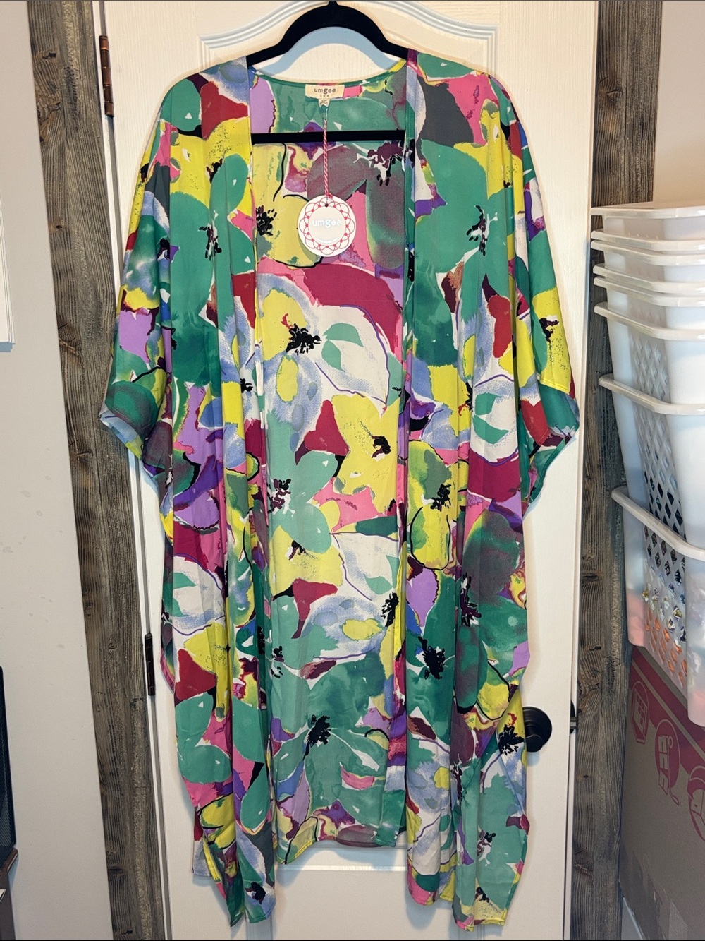 Umgee small/medium Colorful Floral Kimono Cardigan - Green Multi nwt